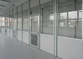 Industrie-Trennwände Industrie-Trennwände