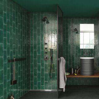 Karl Fliesenserie mit Wand-, Boden- und Mosaikfliesen in 10 Farben