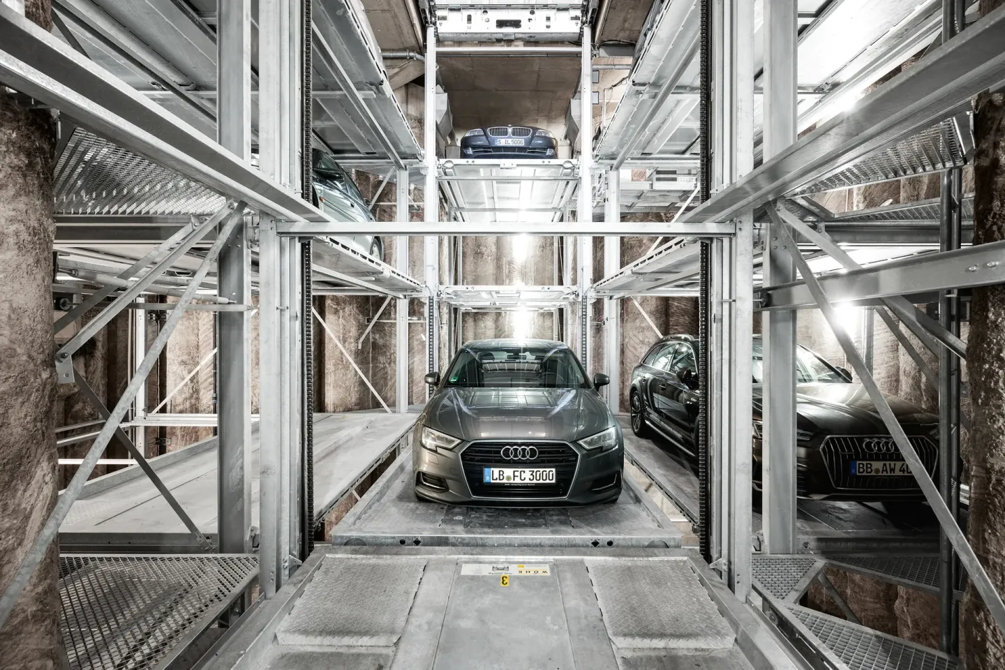 Voll- und halbautomatische Auto-Parksysteme Voll- und halbautomatische Auto-Parksysteme