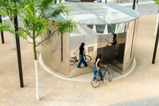 Vollautomatische und mechanische Fahrrad-Parksysteme Vollautomatische und mechanische Fahrrad-Parksysteme