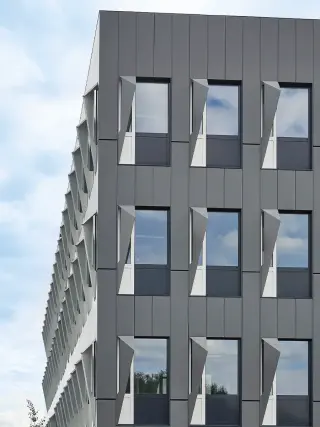 heroal Fenstersysteme aus Aluminium heroal Fenstersysteme aus Aluminium
