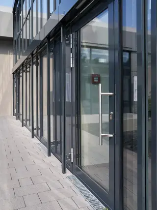 heroal Türsysteme aus Aluminium heroal Türsysteme aus Aluminium