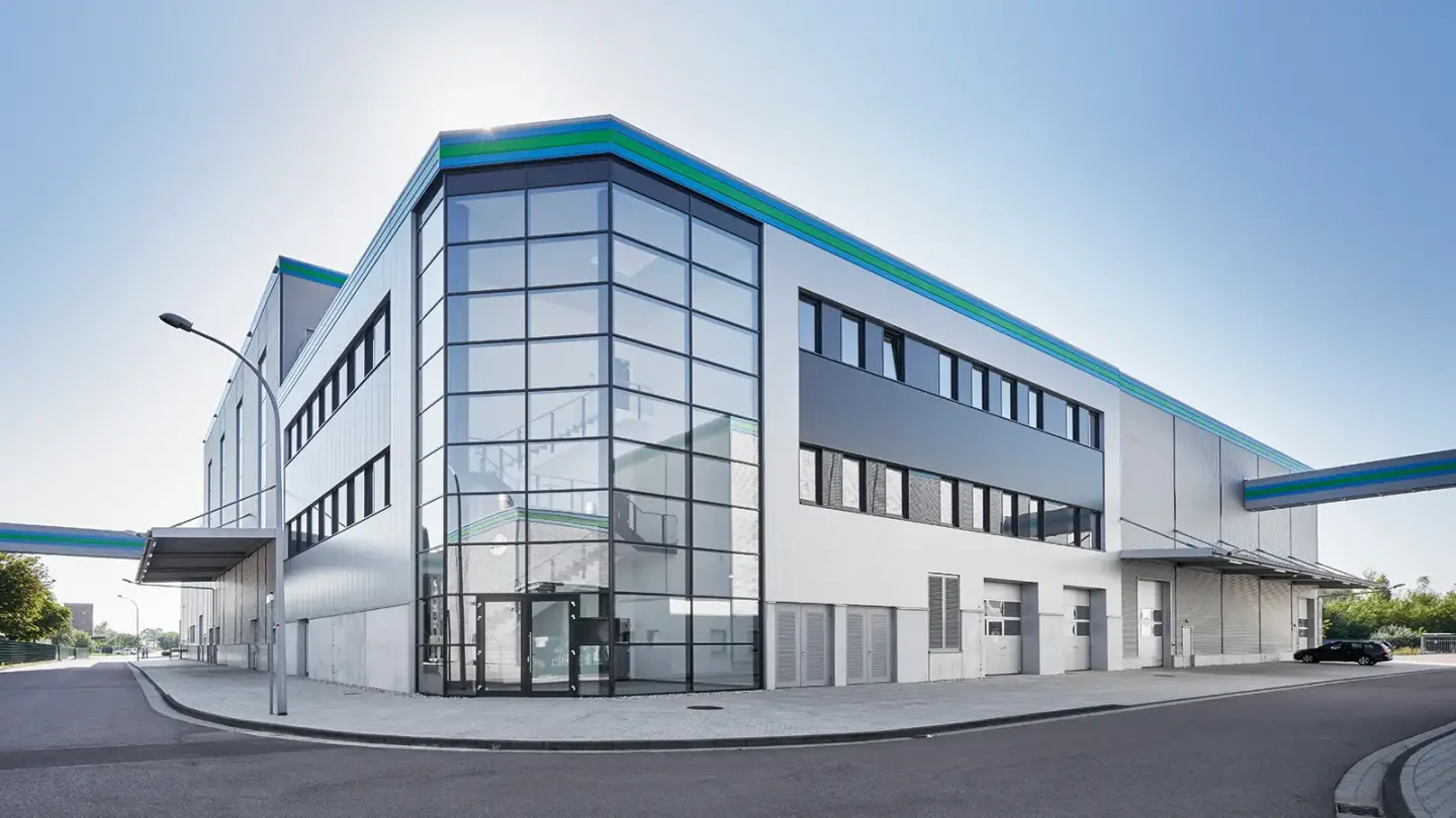 heroal Fassadensysteme aus Aluminium heroal Fassadensysteme aus Aluminium