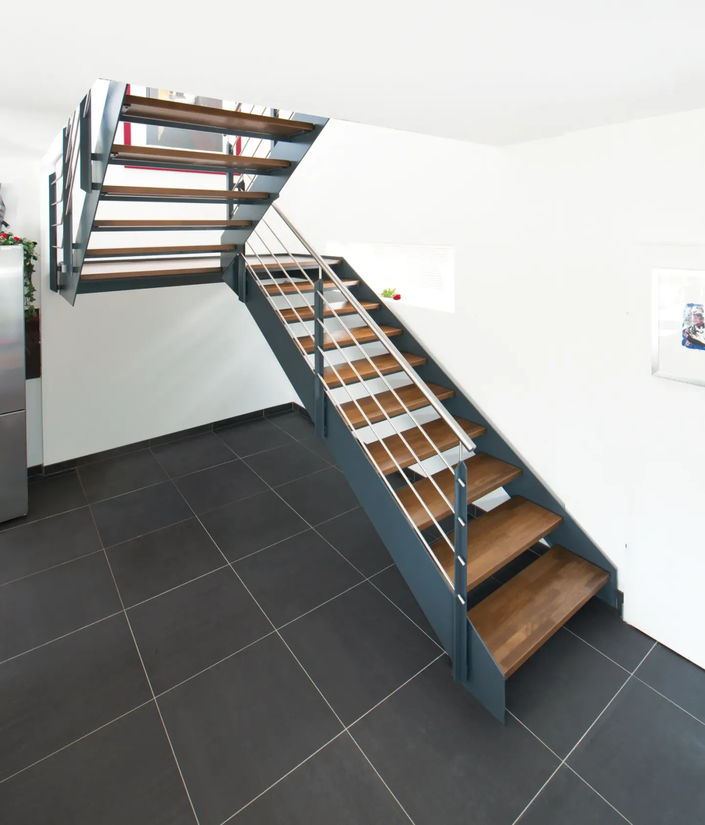 FUCHS Flachstahlwangentreppen | Fuchs-Treppen - heinze.de