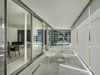 swissFineLine – Rahmenlose Schiebefenstersysteme swissFineLine – Rahmenlose Schiebefenstersysteme