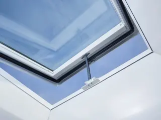 Echtglas-Oberlichter: Flachdachfenster FDF Echtglas-Oberlichter: Flachdachfenster FDF