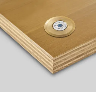 Delignit® Industrieböden - Tragende Holzböden für industrielle Anwendungen Delignit® Industrieböden - Tragende Holzböden für industrielle Anwendungen