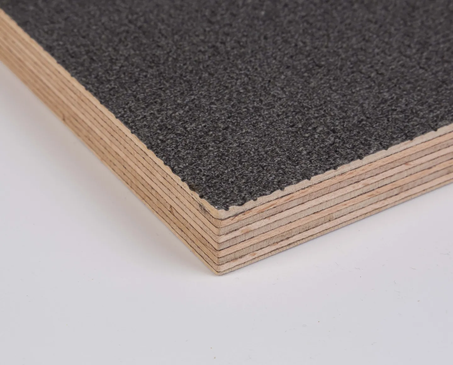 Delignit® Industrieböden - Tragende Holzböden für industrielle Anwendungen Delignit® Industrieböden - Tragende Holzböden für industrielle Anwendungen