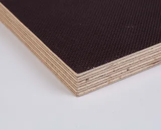 Delignit® Industrieböden - Tragende Holzböden für industrielle Anwendungen Delignit® Industrieböden - Tragende Holzböden für industrielle Anwendungen