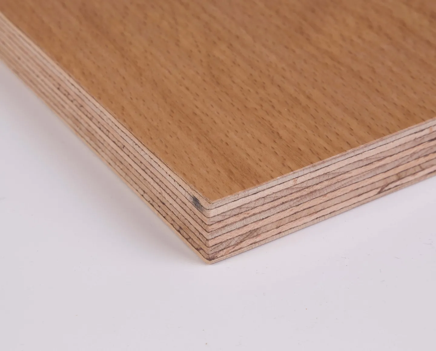 Delignit® Industrieböden - Tragende Holzböden für industrielle Anwendungen Delignit® Industrieböden - Tragende Holzböden für industrielle Anwendungen