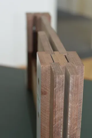 Delignit® Panzerholz Protect - Holzwerkstoff f. sicherheitsrelevante Anwendungen Delignit® Panzerholz Protect - Holzwerkstoff f. sicherheitsrelevante Anwendungen