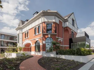 Fensterprofilsystem Elegant und Schiebesysteme Fensterprofilsystem Elegant und Schiebesysteme