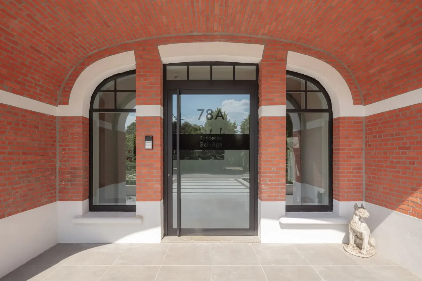 Fensterprofilsystem Elegant und Schiebesysteme Fensterprofilsystem Elegant und Schiebesysteme