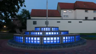 Light My Wall: Beleuchtete Glasbausteinwände Light My Wall: Beleuchtete Glasbausteinwände