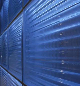 Light My Wall: Beleuchtete Glasbausteinwände Light My Wall: Beleuchtete Glasbausteinwände