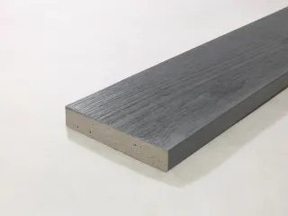 Terrassendielen aus Mineralfaser-Verbundstoff Terrassendielen aus Mineralfaser-Verbundstoff