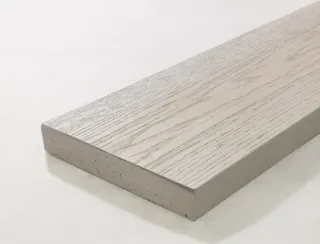 Terrassendielen aus Mineralfaser-Verbundstoff Terrassendielen aus Mineralfaser-Verbundstoff