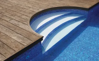 Terrassendielen aus Mineralfaser-Verbundstoff Terrassendielen aus Mineralfaser-Verbundstoff
