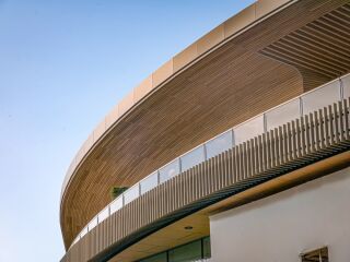 Wimbledon No. 1 Court: Die perfekte Balance von Leistung und Eleganz.
