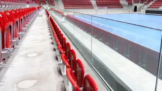Ganzglasgeländer und französische Balkone Ganzglasgeländer und französische Balkone