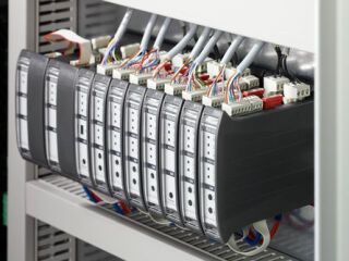 Notstromsteuerzentrale MBZ 300
