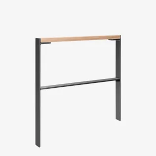 Minimalistischer Stehtisch aus pulverbeschichtetem Stahl mit Holzablage