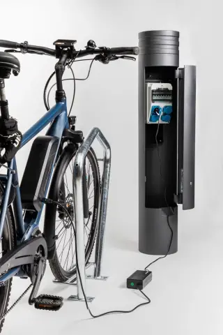 Absperrpfosten und -poller, Versorgungspoller und Leuchtpoller Absperrpfosten und -poller, Versorgungspoller und Leuchtpoller