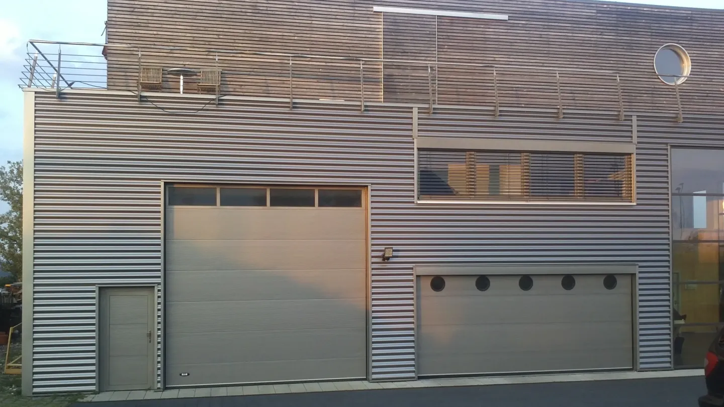 Alpha Deuren Sektional-Garagentore Alpha Deuren Sektional-Garagentore