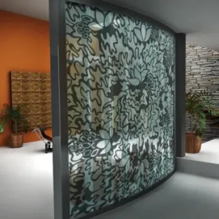 Pilkington Profilit™-Profilbauglas T-Color Design und T-Color Design Dekor Pilkington Profilit™-Profilbauglas T-Color Design und T-Color Design Dekor