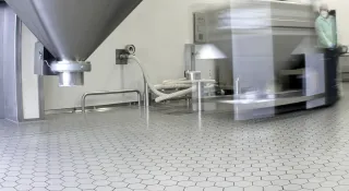Industriefliesen aus Feinsteinzeug für verschiedene Anwendungsbereiche Industriefliesen aus Feinsteinzeug für verschiedene Anwendungsbereiche