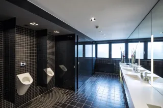 GM CABINMART®: Glas-Trennwand-Module für den Sanitärbereich GM CABINMART®: Glas-Trennwand-Module für den Sanitärbereich