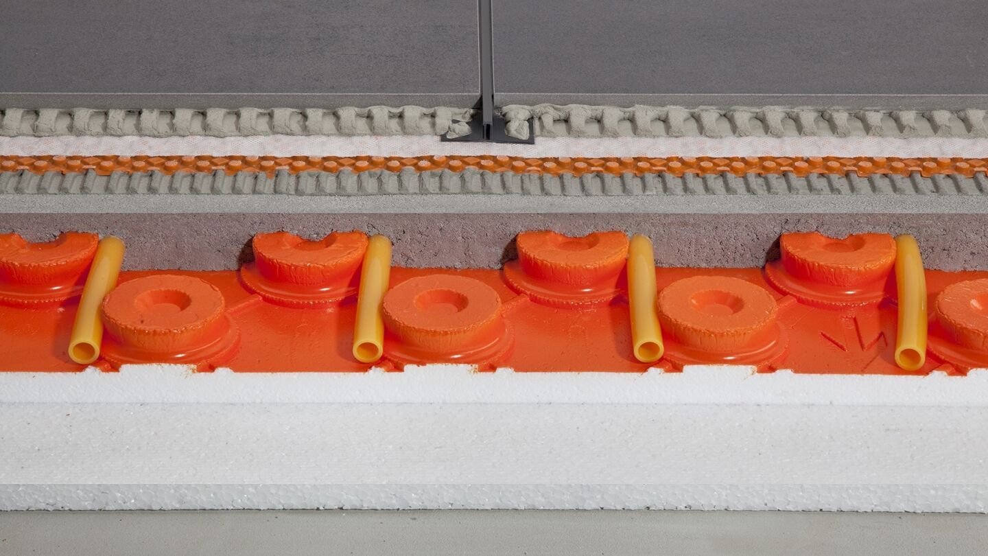 Keramik-Klimaboden als innovative Fußbodenheizung