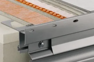 Balkon- und Terrassenkonstruktionen mit Randprofilen Balkon- und Terrassenkonstruktionen mit Randprofilen
