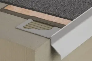 Balkon- und Terrassenkonstruktionen mit Randprofilen Balkon- und Terrassenkonstruktionen mit Randprofilen