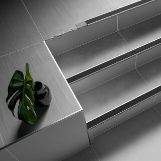 Treppenprofile für Stufenkantenschutz und Rutschsicherheit