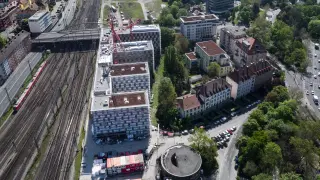 Schwingungsisolierung und Körperschallentkopplung Schwingungsisolierung und Körperschallentkopplung