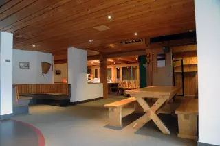 REGUPOL Indoor-Sportböden  REGUPOL Indoor-Sportböden