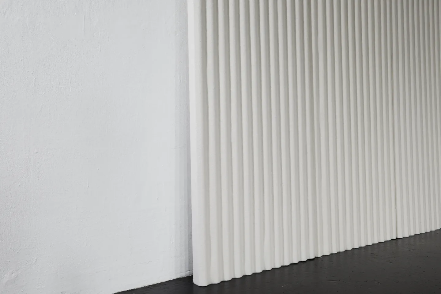 Individuelle Design-Schallabsorber zur Verbesserung der Raumakustik Individuelle Design-Schallabsorber zur Verbesserung der Raumakustik