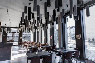 Individuelle Design-Schallabsorber zur Verbesserung der Raumakustik Individuelle Design-Schallabsorber zur Verbesserung der Raumakustik