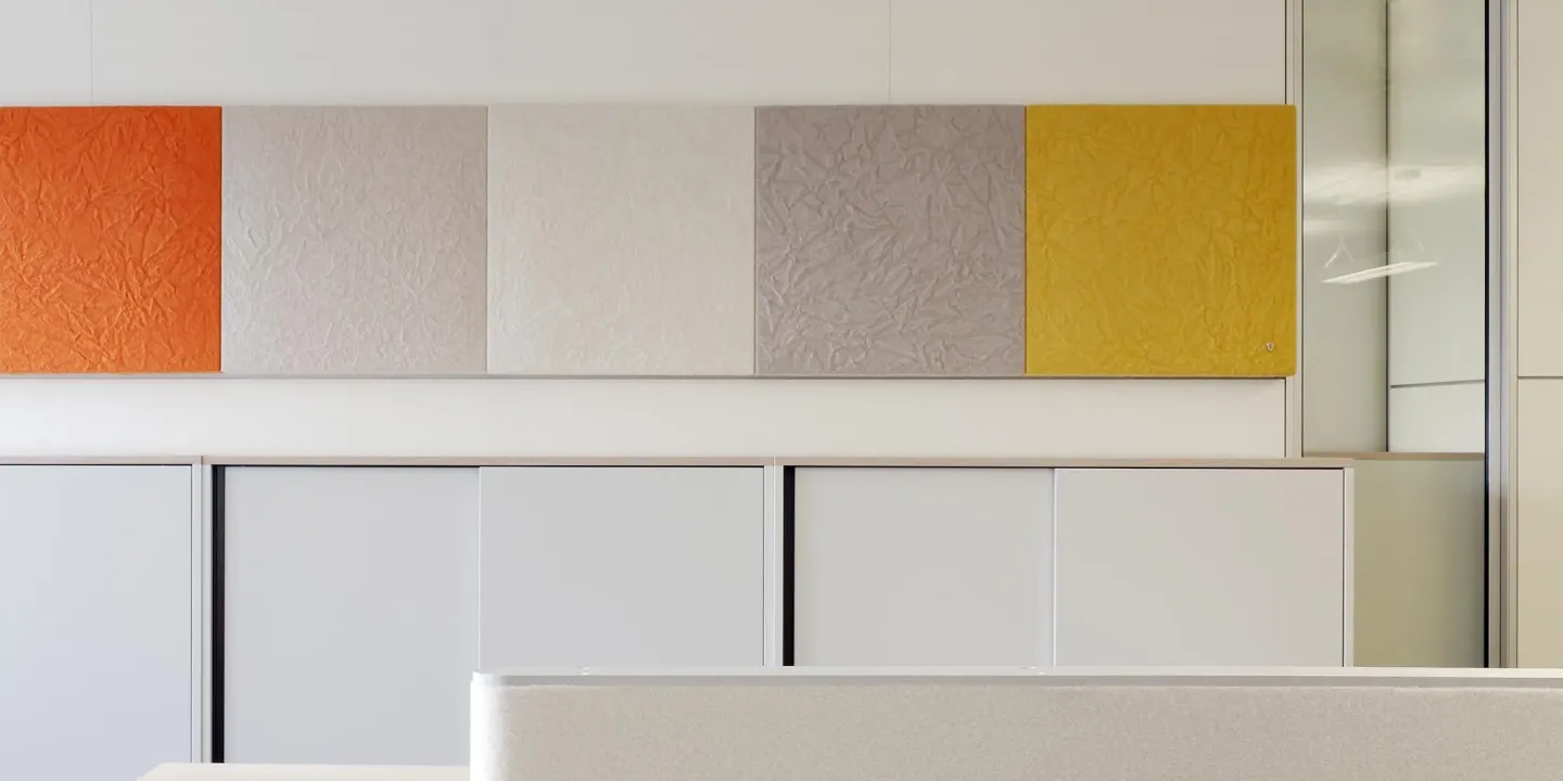 Individuelle Design-Schallabsorber zur Verbesserung der Raumakustik Individuelle Design-Schallabsorber zur Verbesserung der Raumakustik