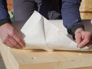 DELTA®-WOODIXX: kompromissloser Feuchteschutz für Holzbauteile in der Bauphase