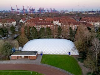 Brauchen wir wirklich noch Betonhallen – oder reicht eine Traglufthalle?