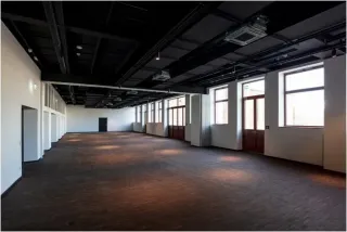 Edificio Stahlleichtbau / Weitspannträger-Systeme Edificio Stahlleichtbau / Weitspannträger-Systeme