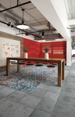 Kollektionen der  textilen modularen Bodenbeläge Kollektionen der  textilen modularen Bodenbeläge