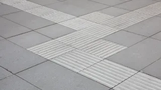 Barrierefreie Flächenbefestigung und Leitsysteme Barrierefreie Flächenbefestigung und Leitsysteme
