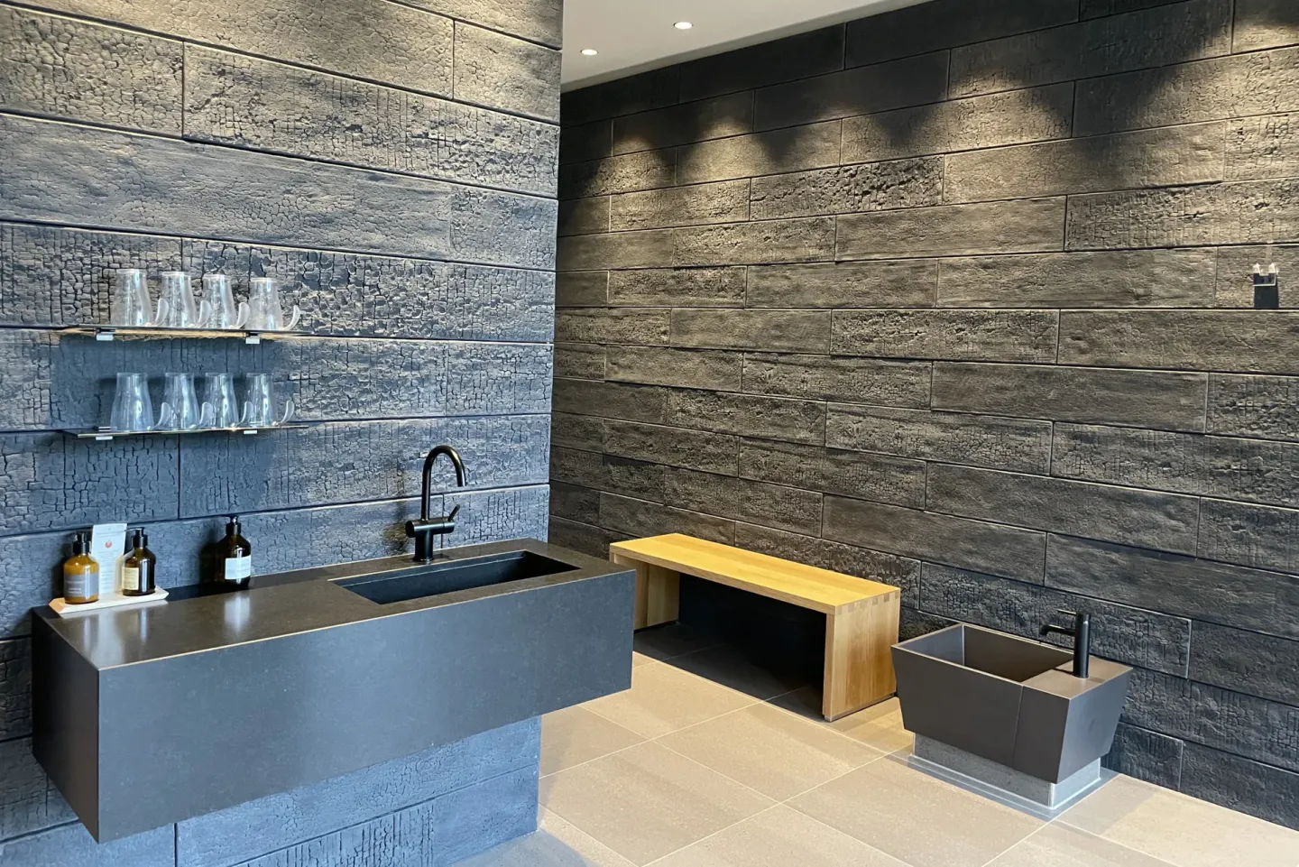 Betonfliesen für Wand und Boden Betonfliesen für Wand und Boden