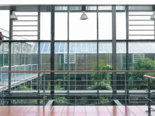 Lamellenfenster mit Isolier- und Einfachverglasung, NRWG zertifiziert Lamellenfenster mit Isolier- und Einfachverglasung, NRWG zertifiziert