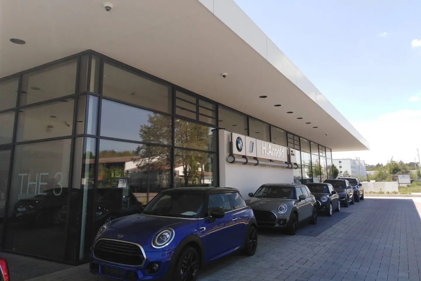 Lamellenfenster mit Isolier- und Einfachverglasung, NRWG zertifiziert Lamellenfenster mit Isolier- und Einfachverglasung, NRWG zertifiziert