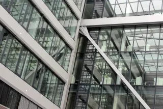 Lamellenfenster mit Isolier- und Einfachverglasung, NRWG zertifiziert Lamellenfenster mit Isolier- und Einfachverglasung, NRWG zertifiziert