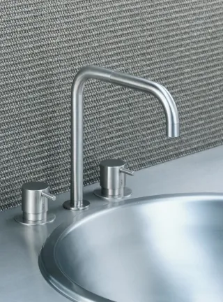 Küchenarmaturen von VOLA Küchenarmaturen von VOLA